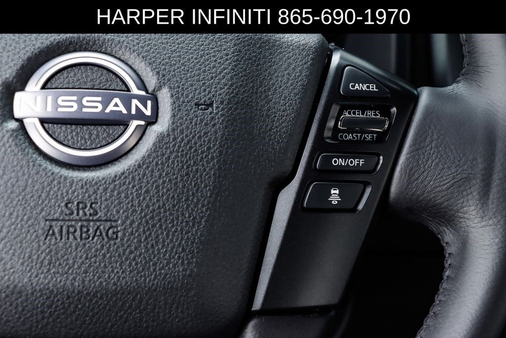 2023 Nissan Titan SV